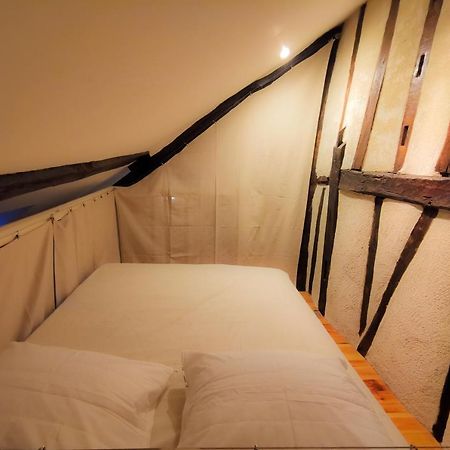 Loft Atypique Au Calme Avec Cour Privative Bourges Exterior foto
