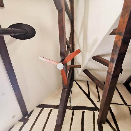 Loft Atypique Au Calme Avec Cour Privative Bourges Exterior foto
