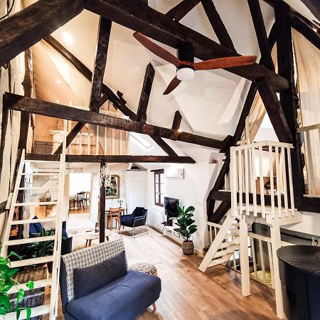 Loft Atypique Au Calme Avec Cour Privative Bourges Exterior foto