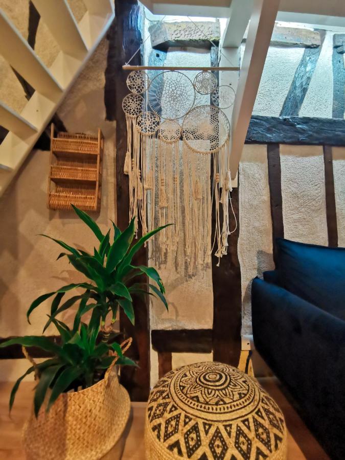 Loft Atypique Au Calme Avec Cour Privative Bourges Exterior foto
