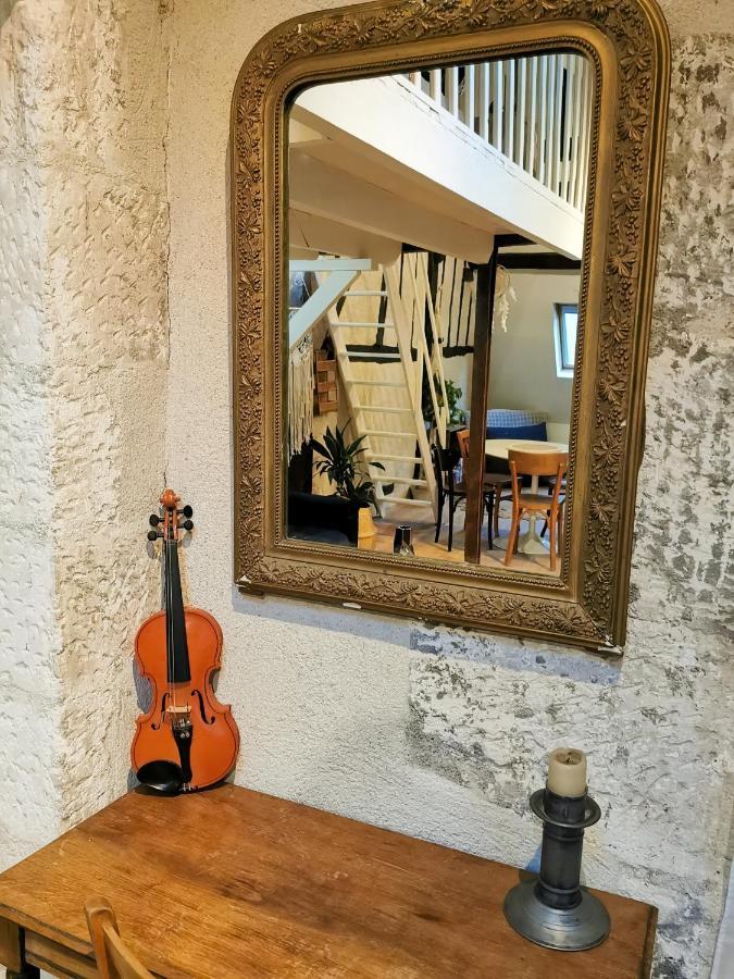 Loft Atypique Au Calme Avec Cour Privative Bourges Exterior foto
