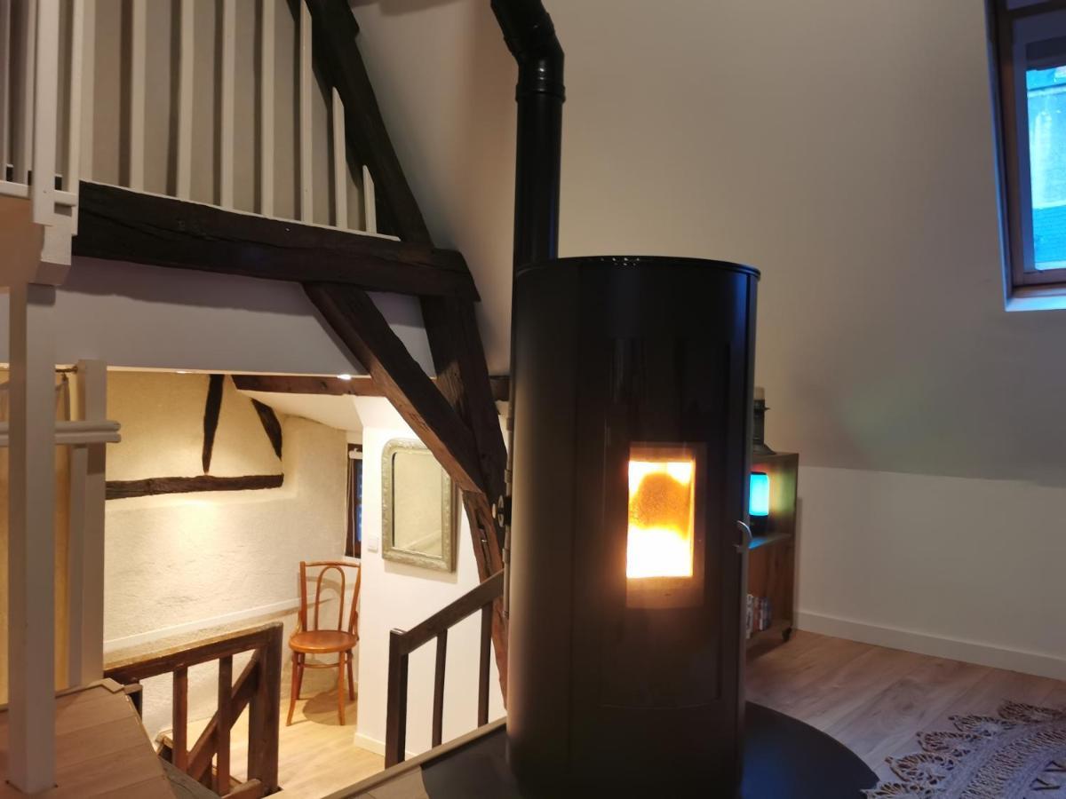 Loft Atypique Au Calme Avec Cour Privative Bourges Exterior foto